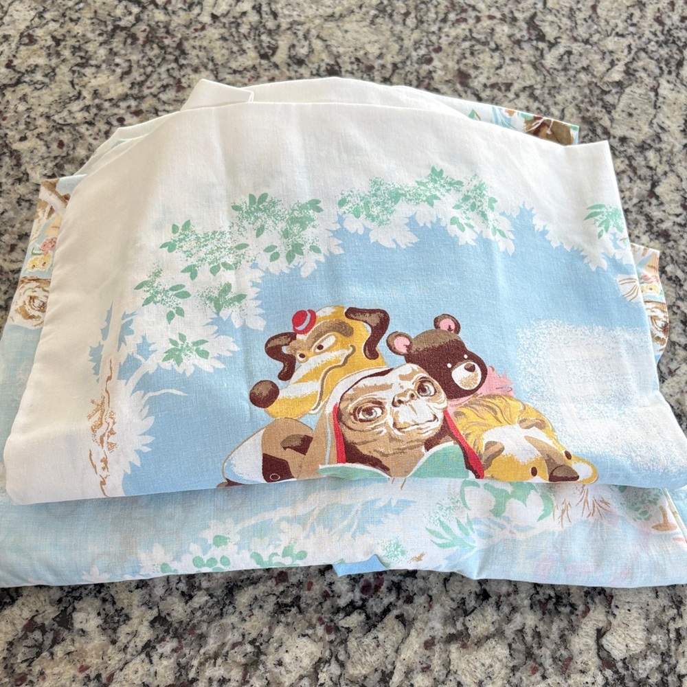 1982 E.T. Twin Bed Sheet Set
